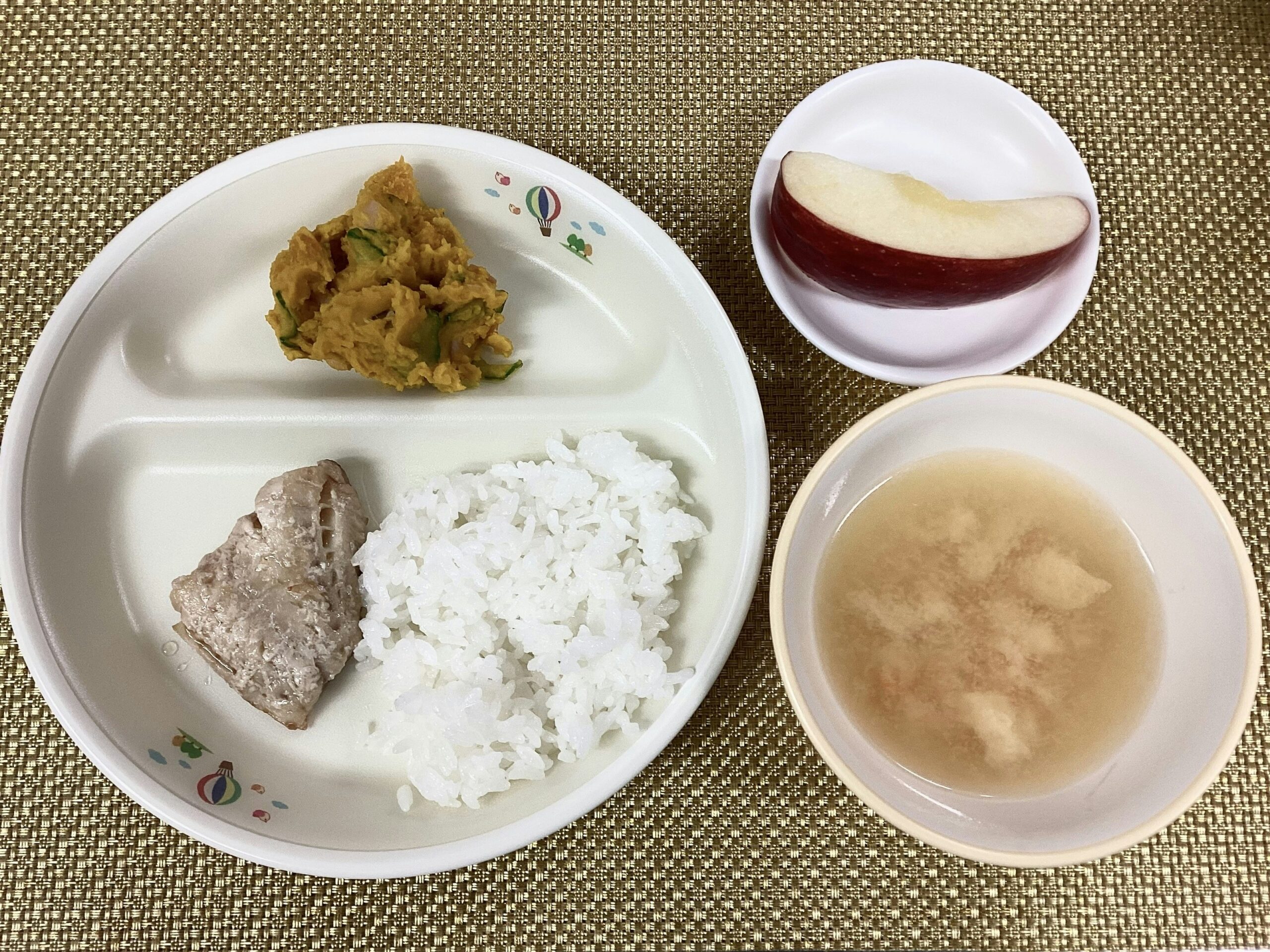 今日の給食【11月12日】