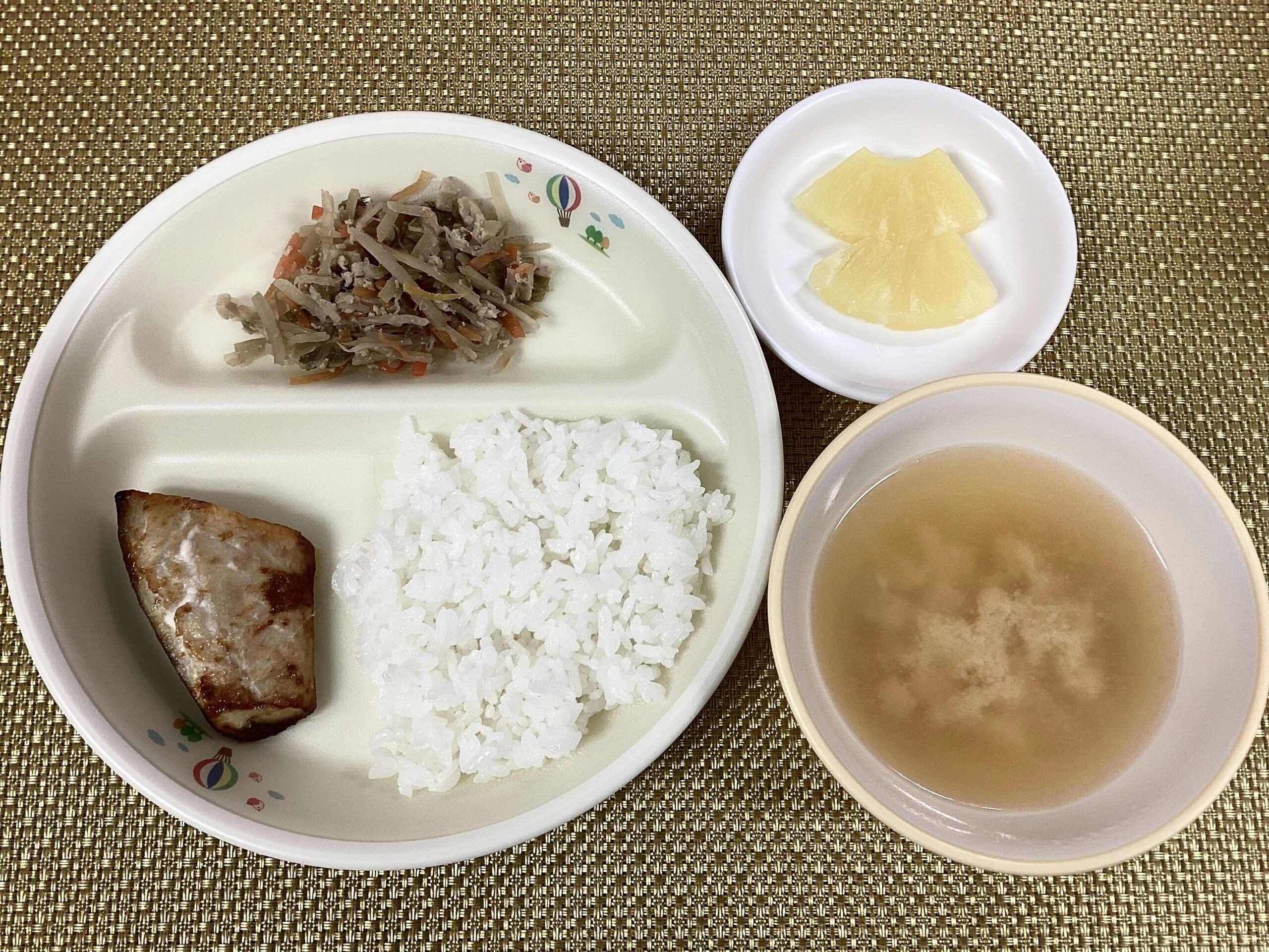 今日の給食【11月19日】