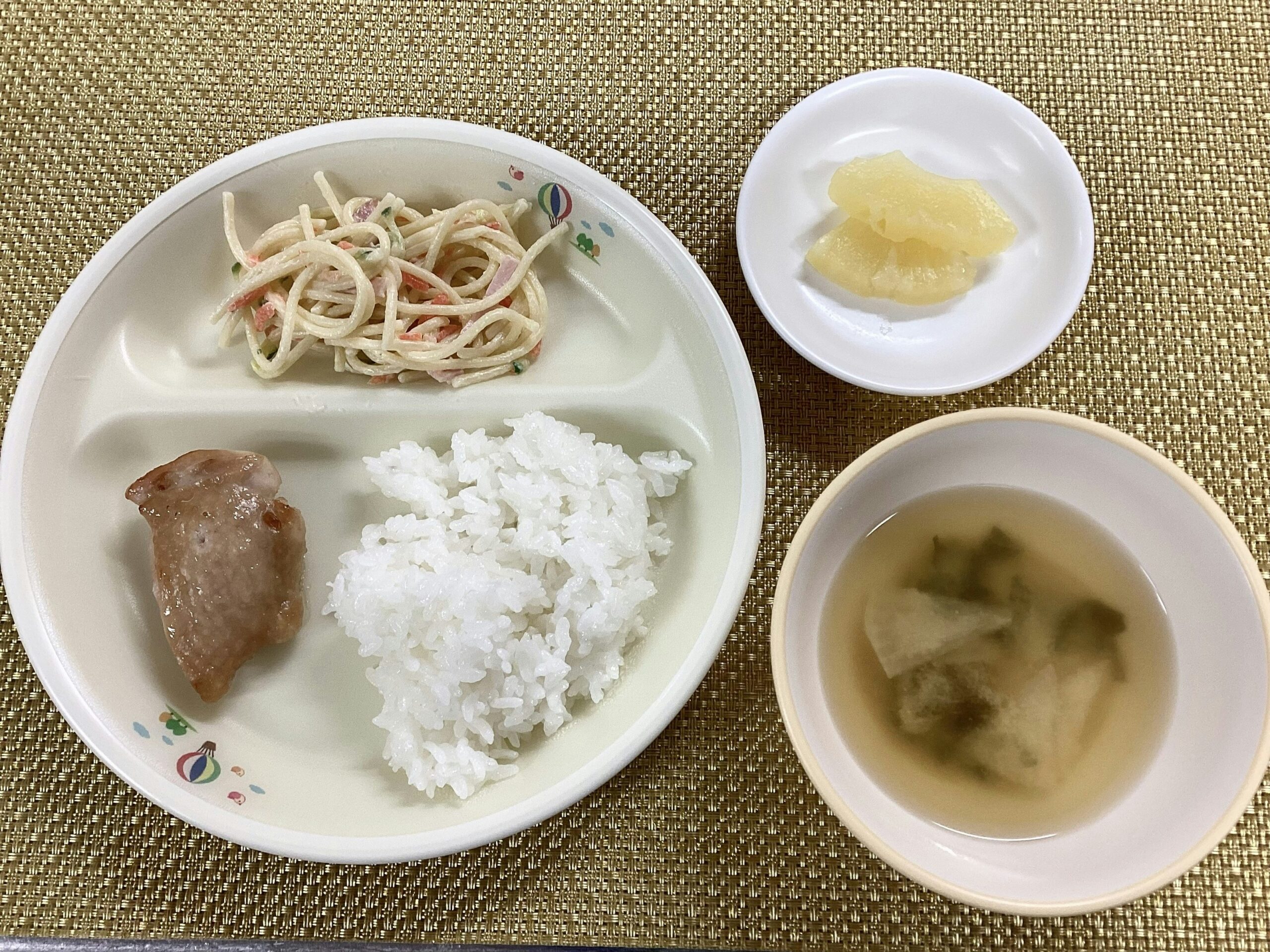 今日の給食【12月6日】