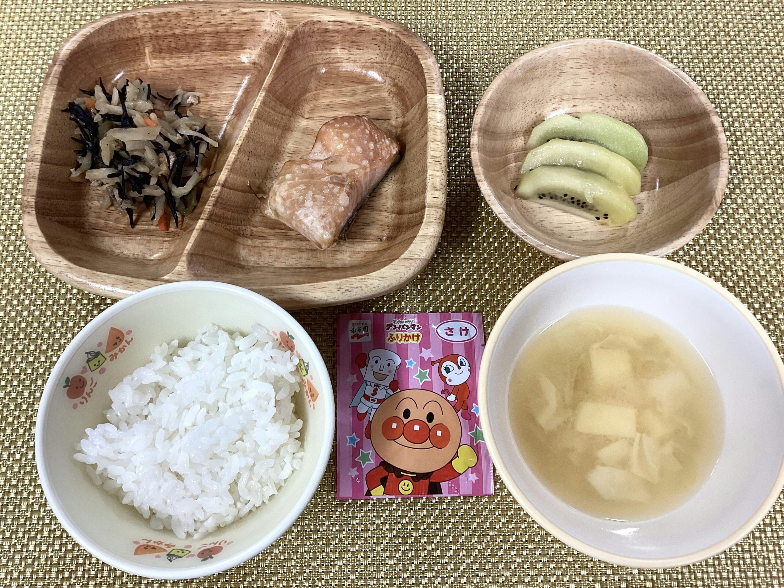 今日の給食【11月18日】