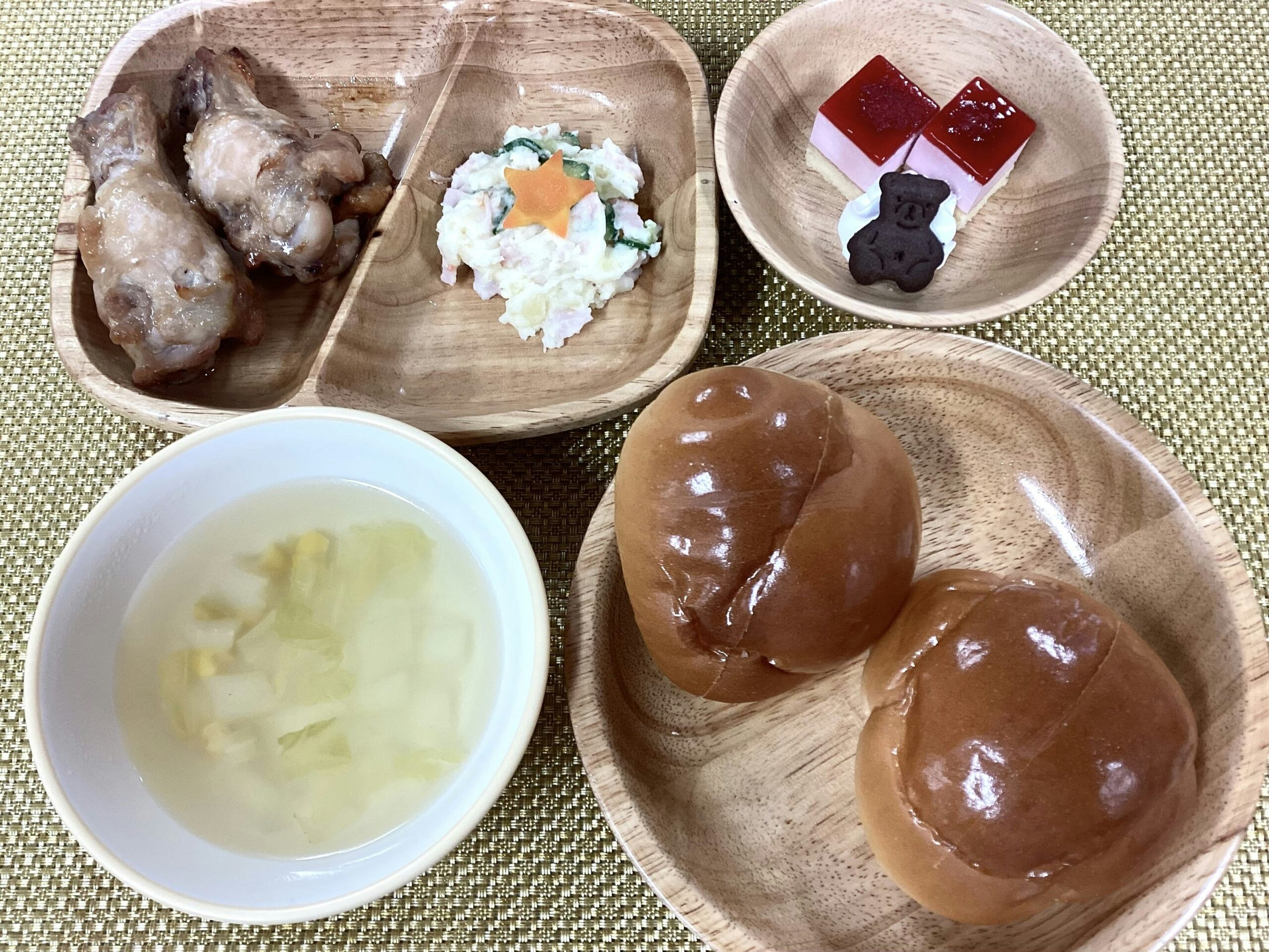 今日の給食【12月24日】